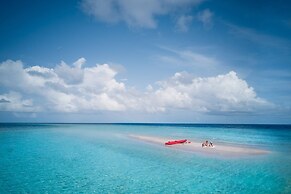 The Ritz-Carlton Maldives, Fari Islands