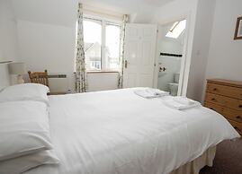 Moore Bay Holiday Homes