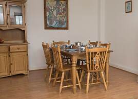 Moore Bay Holiday Homes