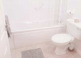 Moore Bay Holiday Homes