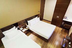 Queen Ann Hotel