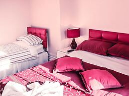 Tennyson House Hotel