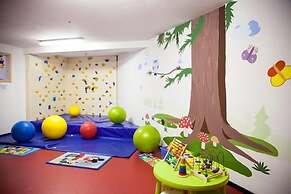 Alpine Touring Hotel