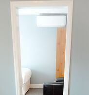 Home and Away Guesthouse