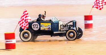 Home and Away Guesthouse