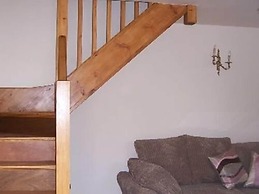 Thompsons Arms Holiday Lets + B & B