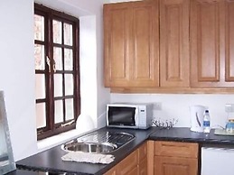 Thompsons Arms Holiday Lets + B & B