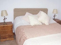 Thompsons Arms Holiday Lets + B & B