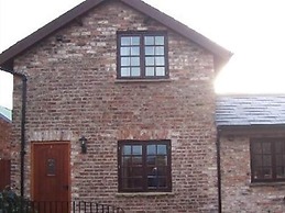 Thompsons Arms Holiday Lets + B & B