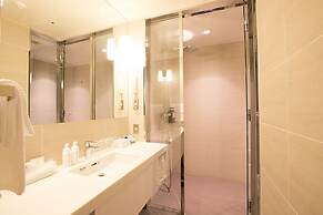 The Gate Hotel Asakusa Kaminarimon by Hulic