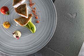 Grace Hotel, Auberge Resorts Collection