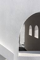 Grace Hotel, Auberge Resorts Collection