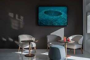 Grace Hotel, Auberge Resorts Collection