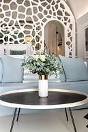 Grace Hotel, Auberge Resorts Collection