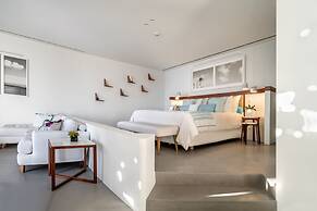 Grace Hotel, Auberge Resorts Collection