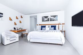 Grace Hotel, Auberge Resorts Collection