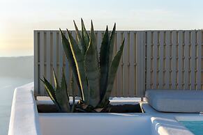 Grace Hotel, Auberge Resorts Collection