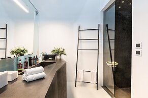 Grace Hotel, Auberge Resorts Collection