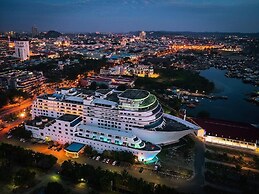 Pacific Palace Hotel