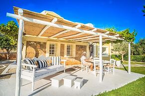 Parthenis Hotel & Suites