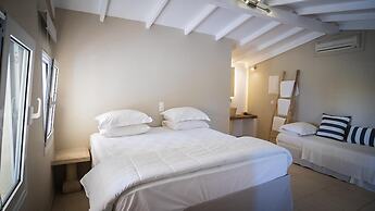 Parthenis Hotel & Suites