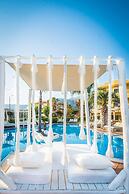 Parthenis Hotel & Suites