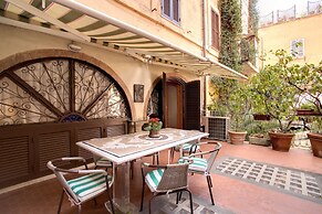 Navona Gallery Suites