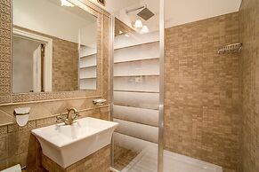 Navona Gallery Suites