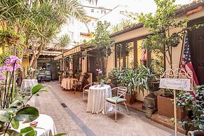 Navona Gallery Suites