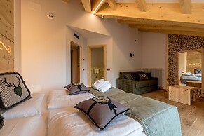 Tevini Dolomites Charming Hotel