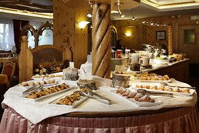 Tevini Dolomites Charming Hotel