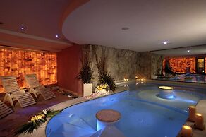 Tevini Dolomites Charming Hotel