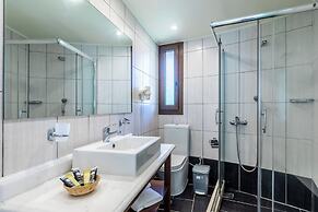 Skopelos Holidays Hotel
