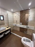 Skopelos Holidays Hotel