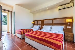 Skopelos Holidays Hotel