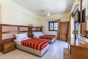 Skopelos Holidays Hotel