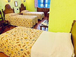 Hermanos Macías Hotel