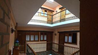 Hermanos Macías Hotel