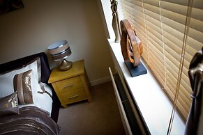 The Lindley Suite - Simple2let Serviced Apartments