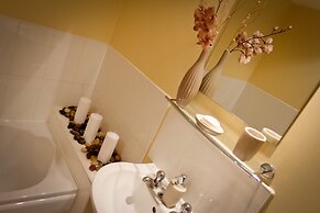 The Lindley Suite - Simple2let Serviced Apartments