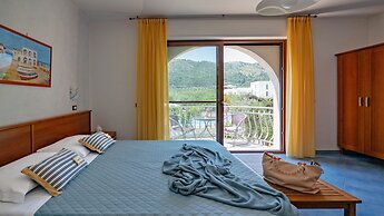 Hotel Residence Torre del Porto