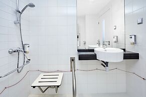 Holiday Inn Express Lisbon - Alfragide by IHG