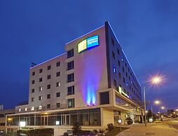 Holiday Inn Express Lisbon - Alfragide by IHG