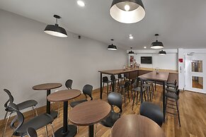 Extended Suites Monterrey Aeropuerto