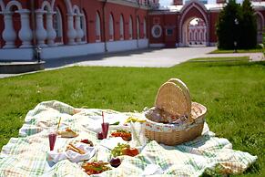 Petroff Palace Boutique Hotel