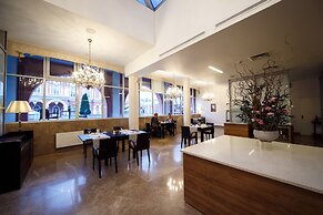 Petroff Palace Boutique Hotel