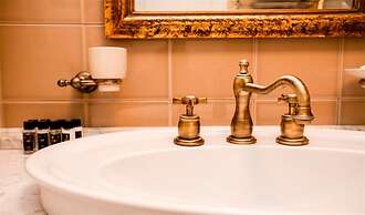 Petroff Palace Boutique Hotel