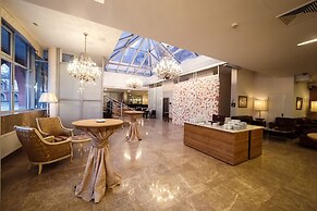 Petroff Palace Boutique Hotel