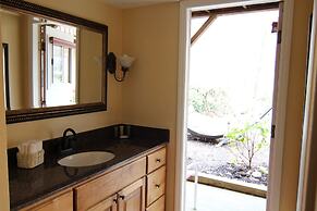 Jonathan Creek Inn and Villas