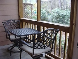 Jonathan Creek Inn and Villas